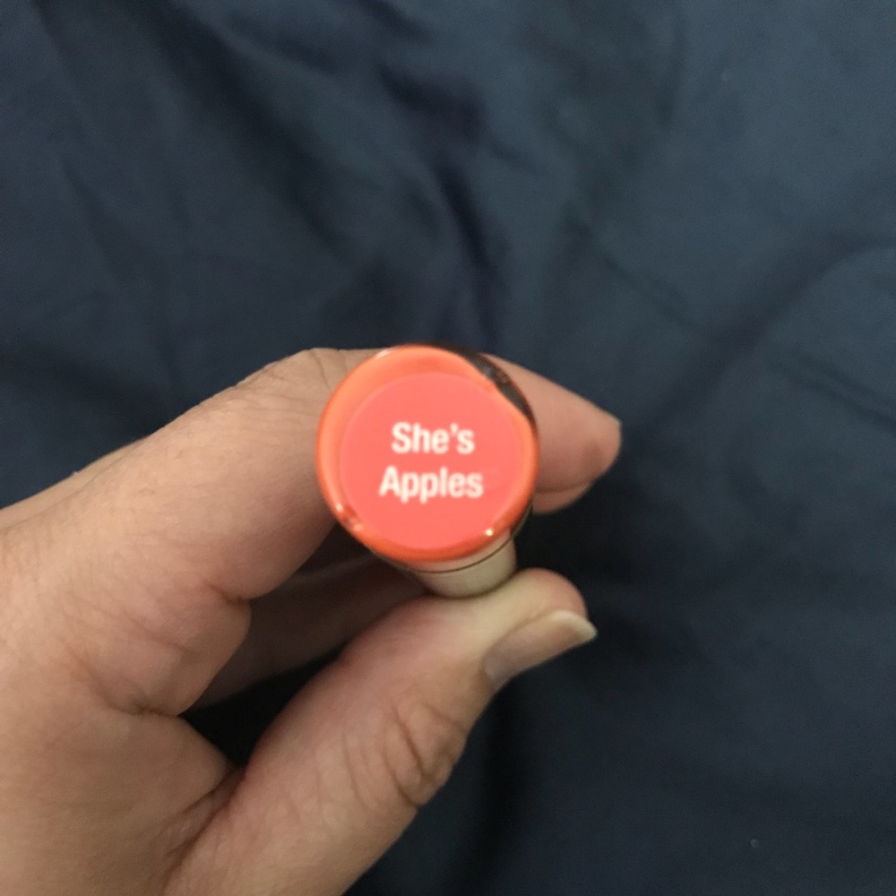 LipSense She’s Apples 🍎 **Brand New & Sealed ** - Picture 5 of 5